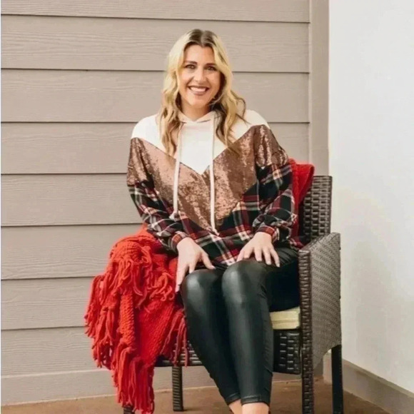 Grace & Emma FALLING LEAVES PULLOVER HOODIE WITH BALLOON SLEEVE - Picture 2 of 4